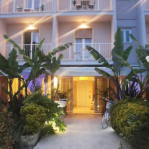 https://hotel-bijou.it-tuscanyhotel.com